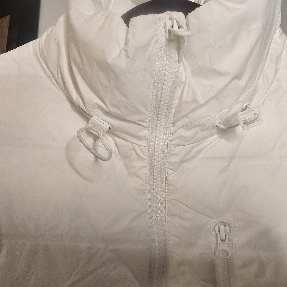 HyFve Pearl Full Zipper Active Puffer Jacket (Juniors) Size L - Picture 3 of 9